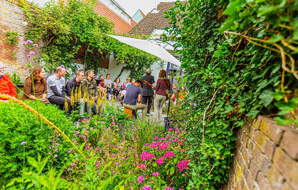 STRUINEN IN DE TUINEN SLUIT INSCHRIJVINGEN BINNENKORT