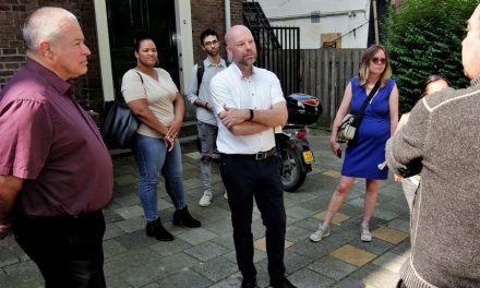 Wethouder Grauss bezocht Voedselbank in Kralingen