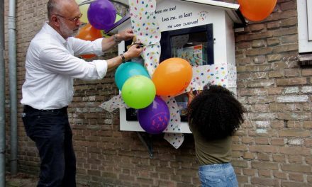 Zwerfboekkasten voor de Bavokring