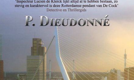 Nieuwe detective “Rotterdamse Baantjer” opgedragen aan politie