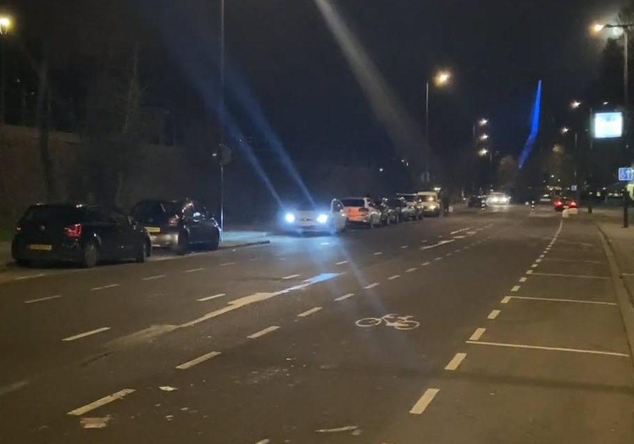 Leefbaar Rotterdam is hangen, scheuren en troep op straat zat en begint meldpunt