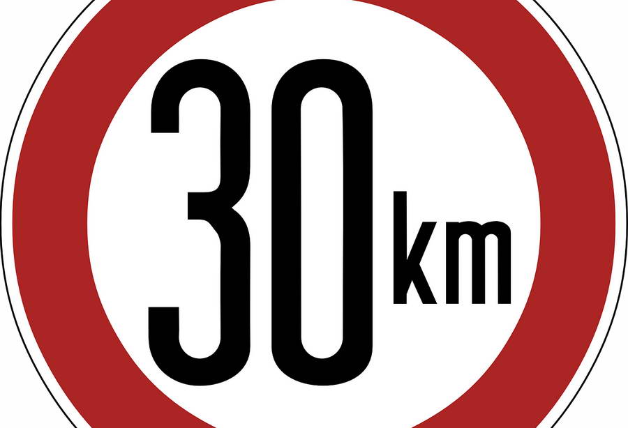 Rotterdam wil 30 km/u binnen de bebouwde kom