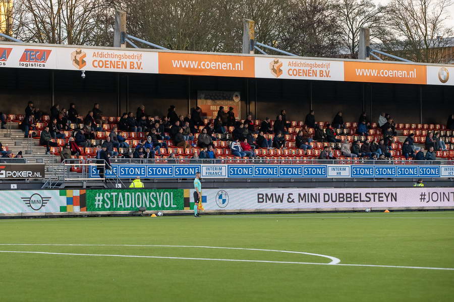 Eindelijk weer supporters in het stadion van Excelsior Rotterdam