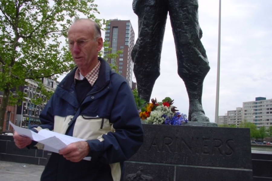 14 mei 13.15 – 13.45 u Bombardementsherdenking met Joop van den Bos’ gedicht de 14e Mei Trilogie