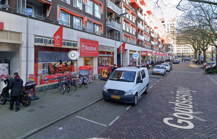 Drogisterij aan Goudsesingel overvallen