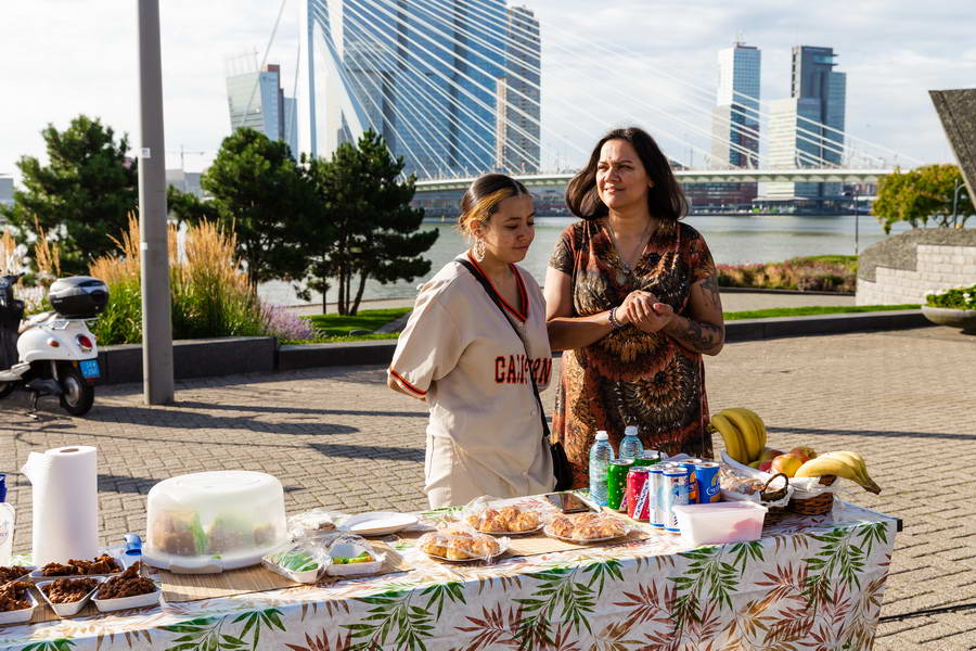 15 augustus nieuwe stijl met een ‘Floating Pasar’