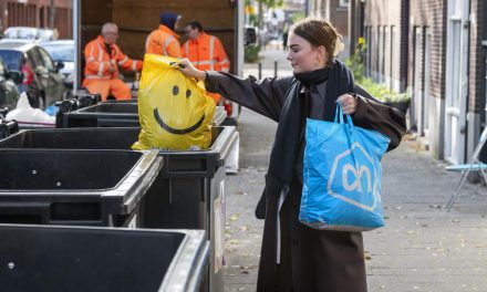 Gratis compost bij pop-up milieupark Hoflaan(kerk)