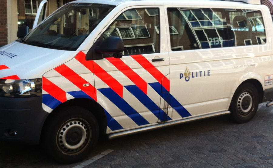 Openlijke geweldpleging metro Kralingse Zoom