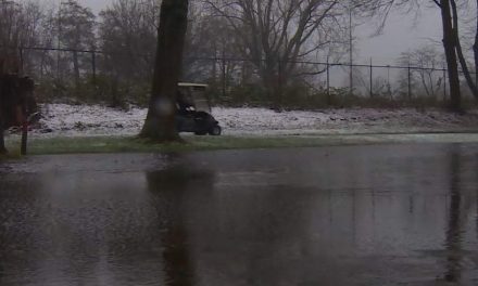 Golfbaan Kralingen staat onder water