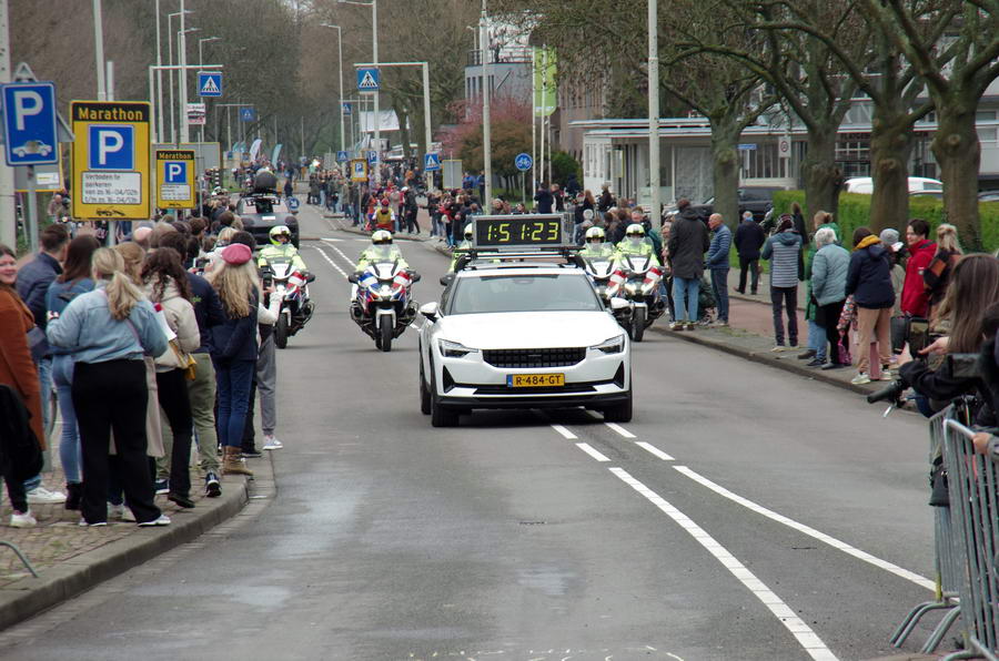 Marathon Rotterdam, Kralingse Plaslaan op en neer