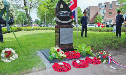 Short Stirling Monument “De Traan” Crooswijk