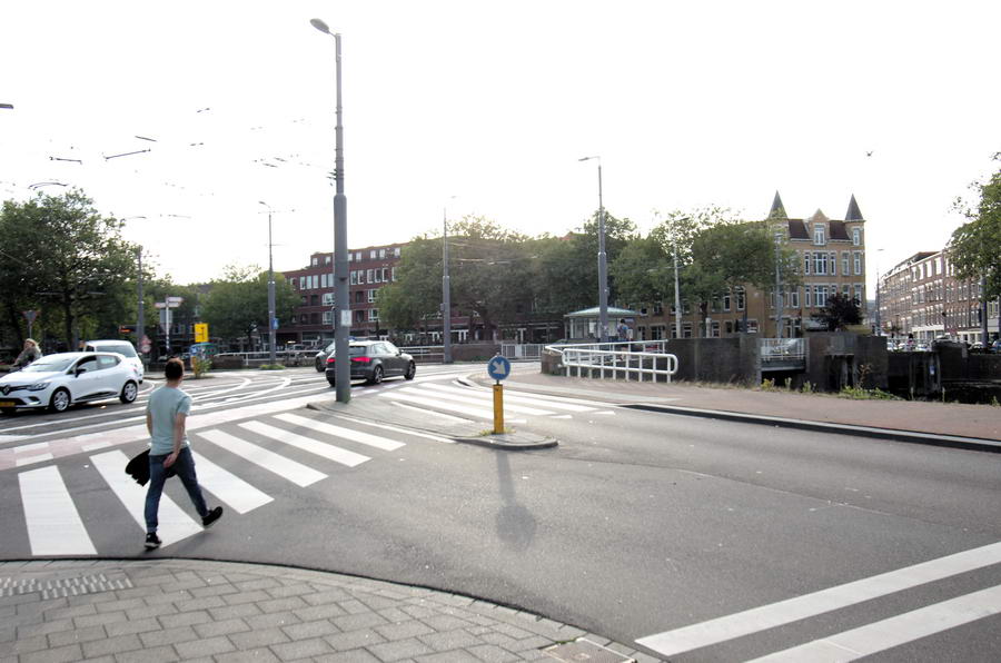 Werkzaamheden kruispunt Zaagmolenbrug Linker Rottekade en Zaagmolenstraat