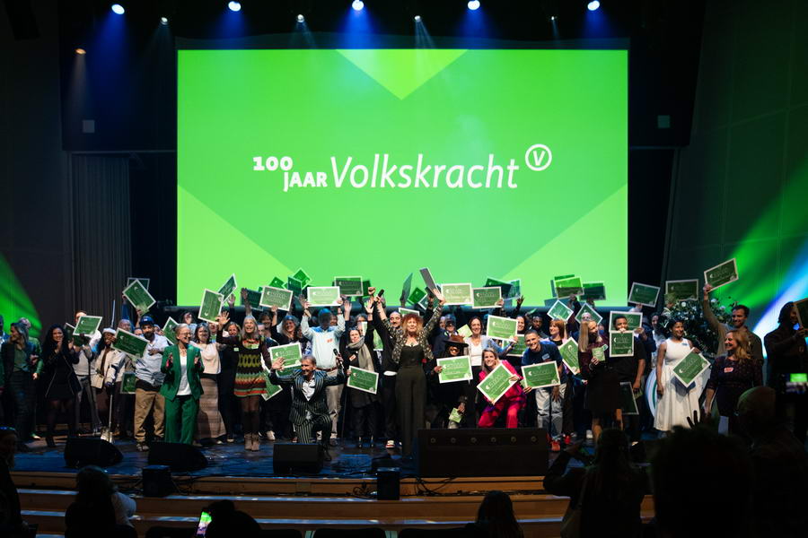 Volkskracht viert honderdste verjaardag met steun aan heel veel goede doelen in Rotterdam