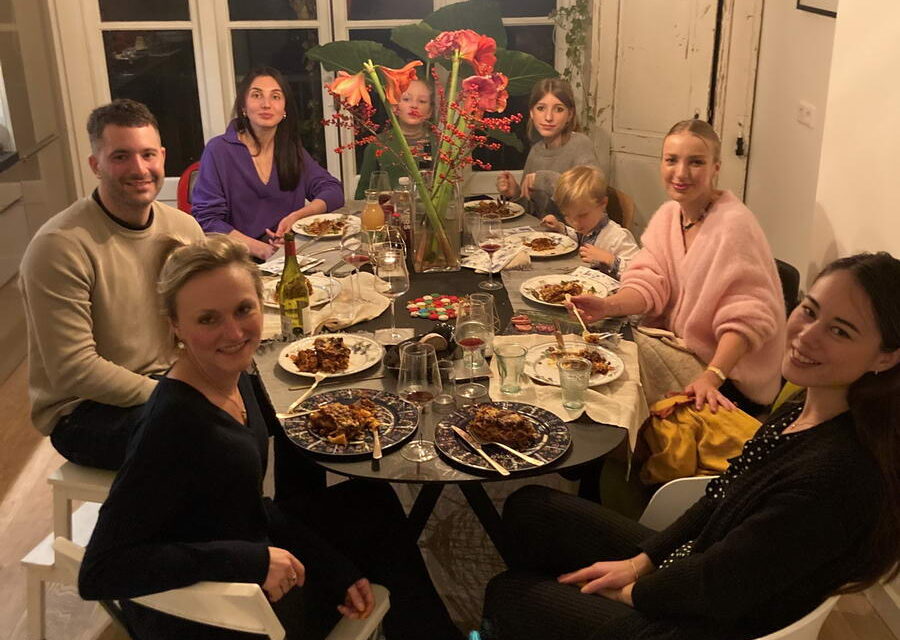 Lunchbuffet in het Oekraïense Huis: ontmoet je buurtgenoten