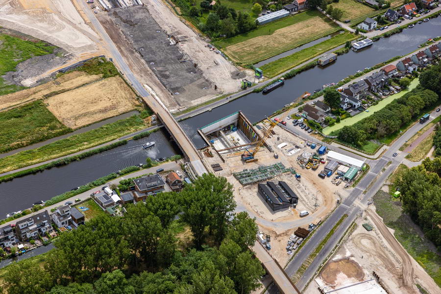 De Rottemerentunnel ligt, rivier de Rotte weer volledig bevaarbaar