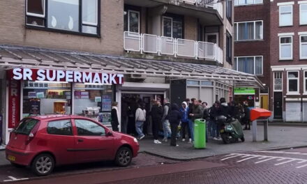 Crooswijkseweg is terrein van scholieren tijdens de pauze