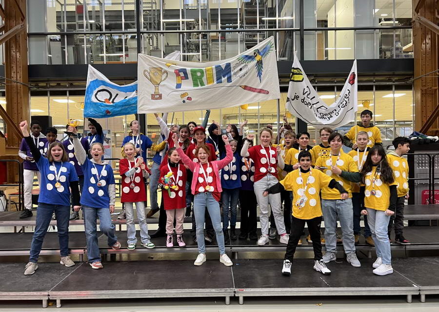 Leerlingen van het Libanon Lyceum door naar landelijke finale van internationale robotica wedstrijd FIRST LEGO League