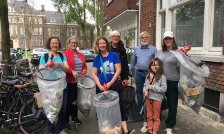 ‘Opschoon-uurtje in ons buurtje’ in Kralingen-West