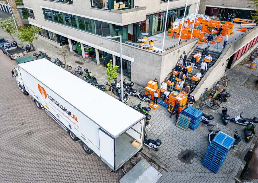 Inzamelactie RSC/RVSV voor de Voedselbank Rotterdam