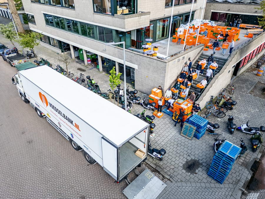 Inzamelactie RSC/RVSV voor de Voedselbank Rotterdam