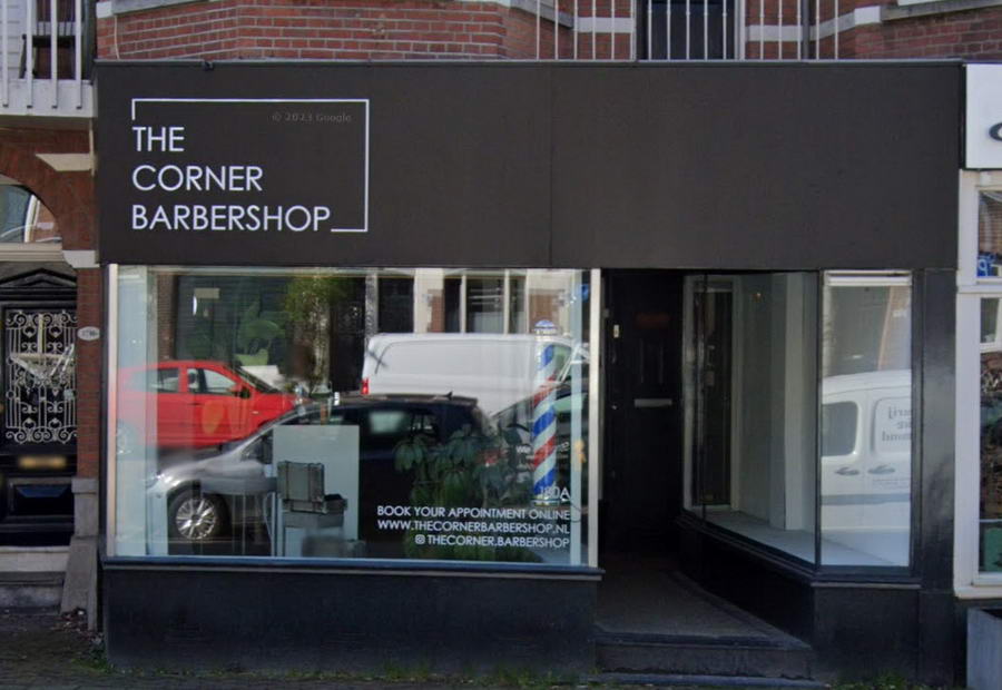 Met een ‘lekkere rechtse’ jaagt Iman twee overvallers zijn barbershop uit