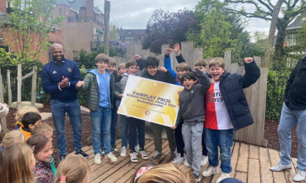 Kralingsche School Groep 8 wint Fairplay prijs Rotterdamse Scholenvoetbaltoernooi