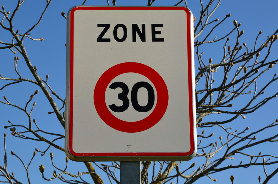 115 onveilige Rotterdamse straten naar 30 km/u