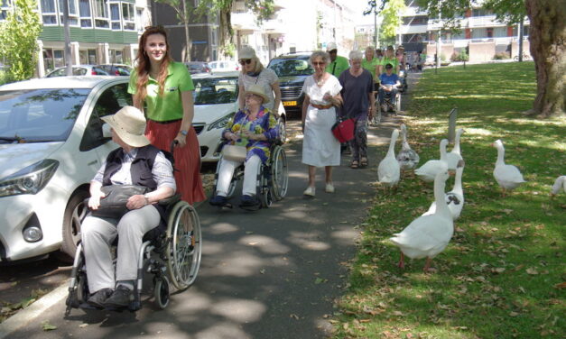Rolstoel- en Wandelmiddag viel net niet in het water