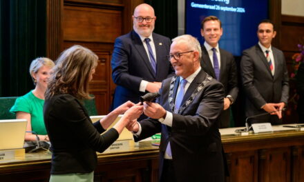 Gemeenteraad van Rotterdam neemt afscheid van burgemeester Ahmed Aboutaleb