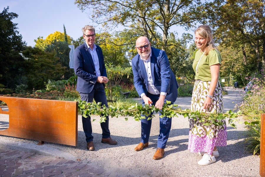 Trompenburg Tuinen & Arboretum opent nieuwe entree met Wethouder Lansink-Bastemeijer