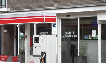 Autoverhuurbedrijf Van ’t Hart verlaat Kralingen na 62 jaar