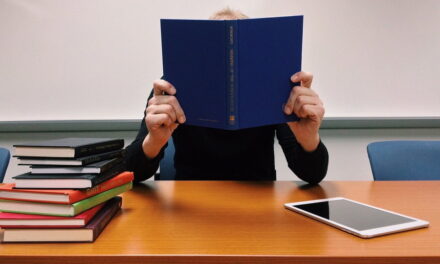 Investeren in onderwijs in plaats van bezuinigen