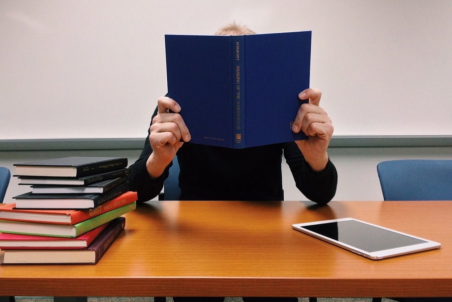 Investeren in onderwijs in plaats van bezuinigen