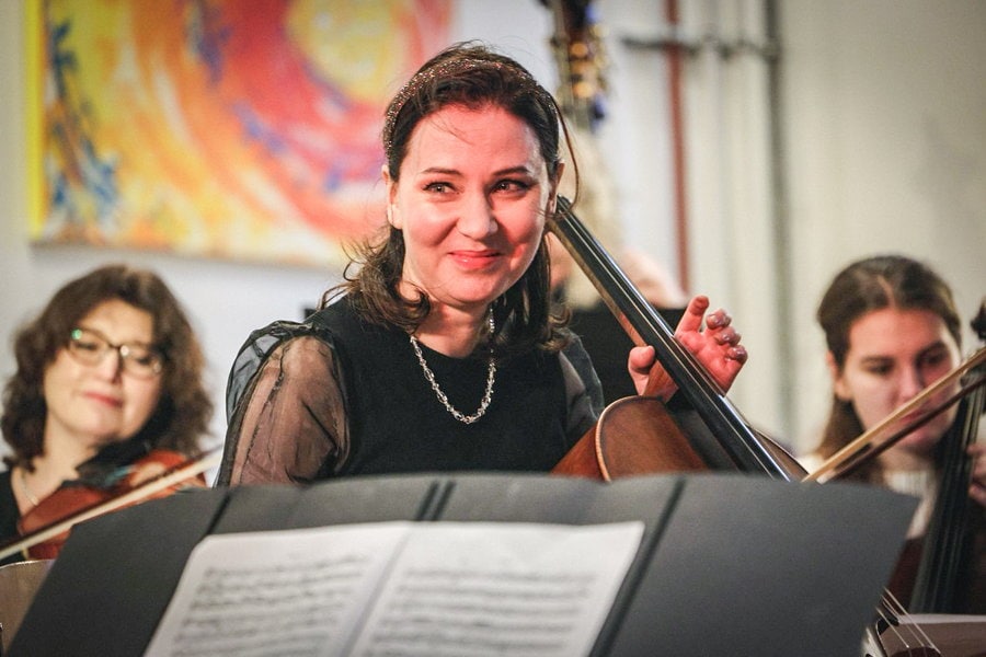 Celliste Katja Dirven kwam 30 jaar geleden naar Nederland