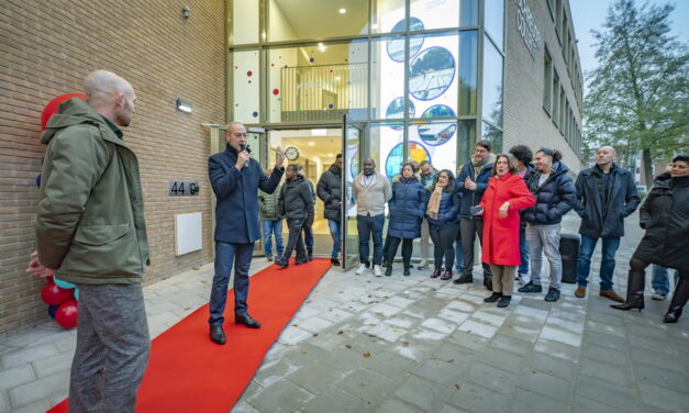 Wethouder Kasmi opent nieuwbouw Schreuder College Taborstraat