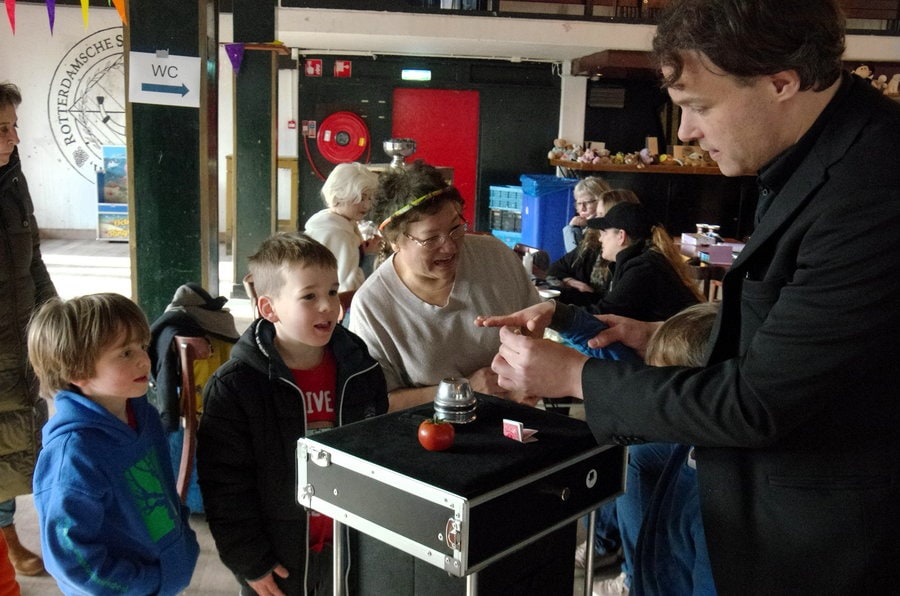 RSC / RVSV organiseerde wintermarkt voor de Kralingse jeugd