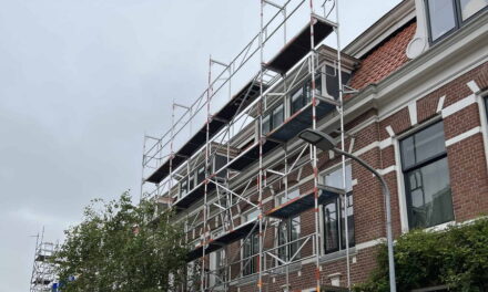Veilig werken op hoogte: Tips voor het gebruik van steigers