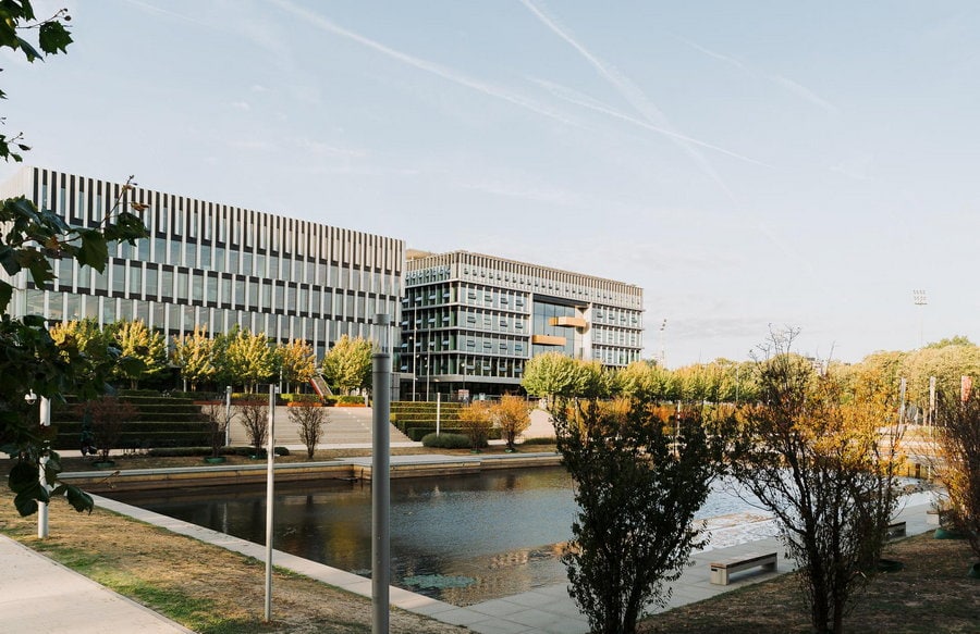 Kunst op de campus: Erasmus Universiteit is een openluchtmuseum
