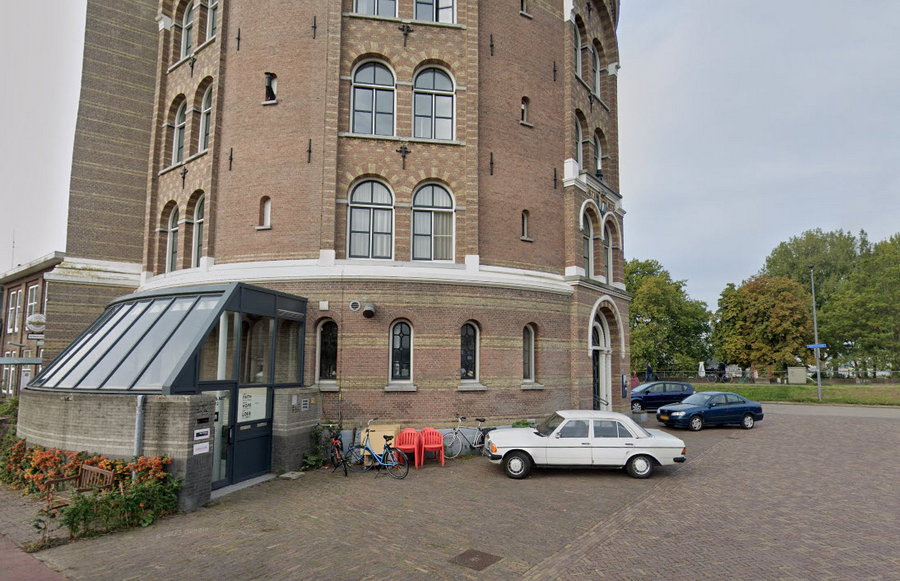 Restaurant in oudste watertoren van Nederland in De Esch te koop