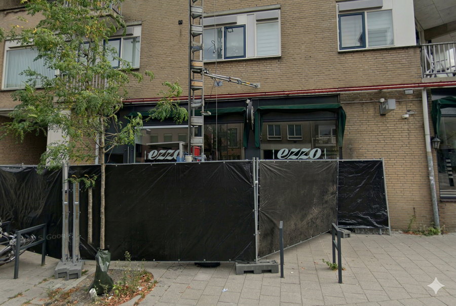 Politie onderzoekt explosie bij restaurant Jonker Fransstraat