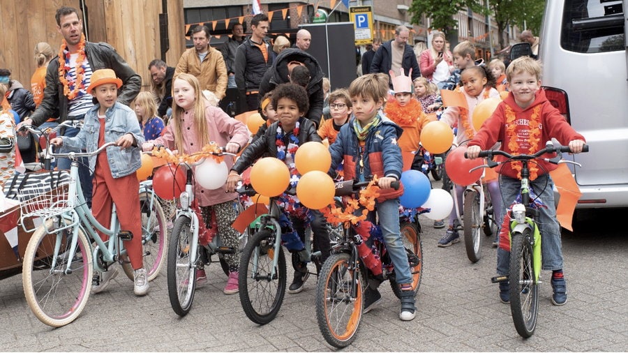Het aftellen is begonnen: Crooswijk kleurt weer oranje op 27 april